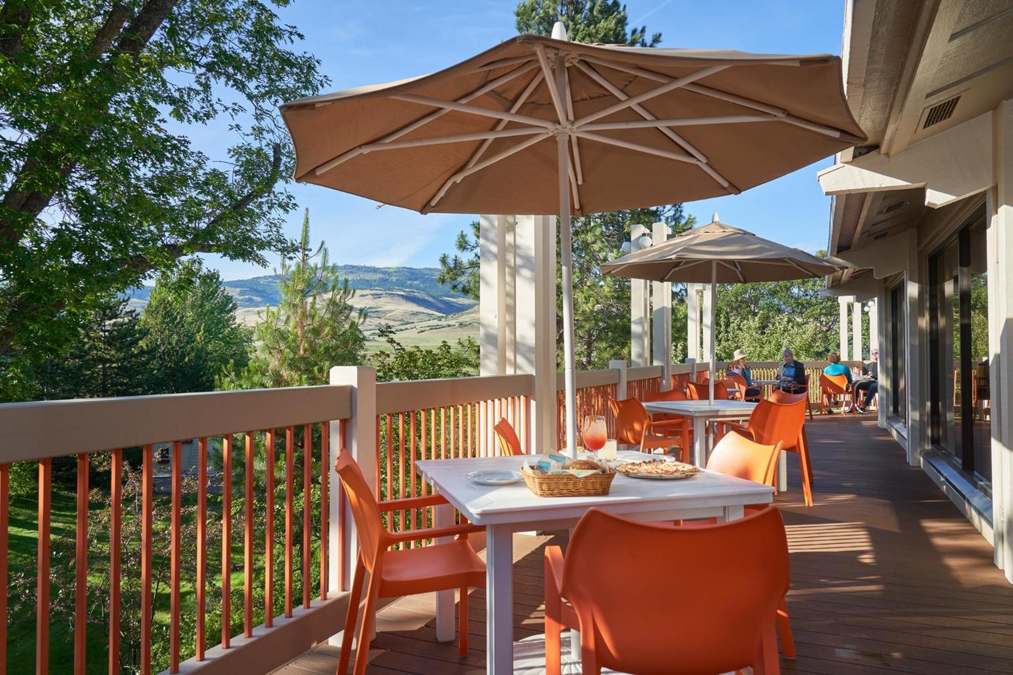 Ashland Hills Hotel&Suites Exterior foto